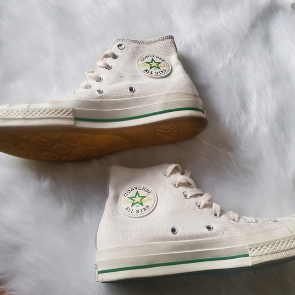 Converse Chuck Taylor High Tops, Mens Size 7.5, Womans Size 9.5 - Picture 9 of 9